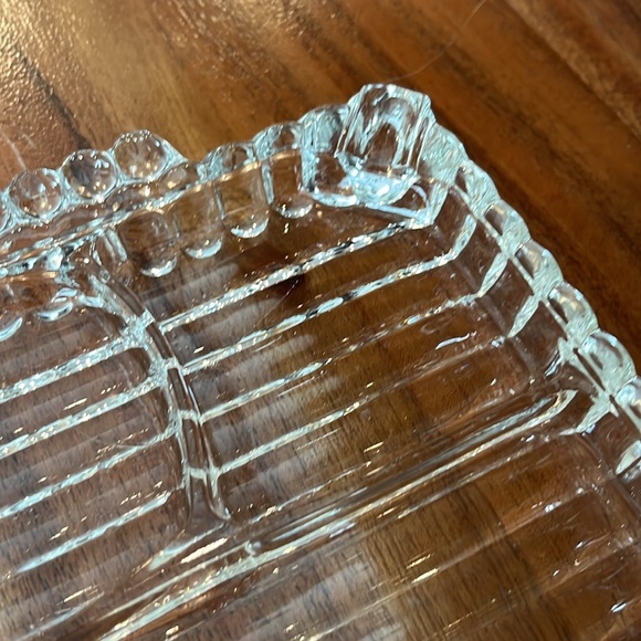 Vintage Hazel Atlas Glass Snacking Tray with built in Ashtray - Picture 3 of 7